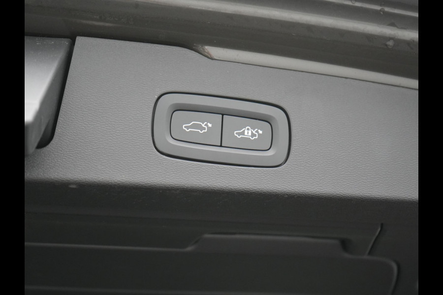 Volvo V60 T6 Recharge AWD Inscription PHEV 340pk Dealer O.H. | Panodak | Camera | Lederen Sportstoelen Memory & Verwarmd | Stuur Verwarmd | Keyless | Navigatie | DAB | Cruise Control | Plug In Hybrid |