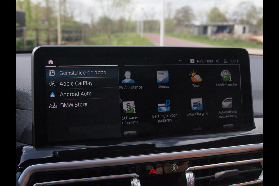 BMW iX3 Executive 80 kWh | Panoramadak | Camera | Sfeerverlichting | Apple Carplay | Cruise Control |