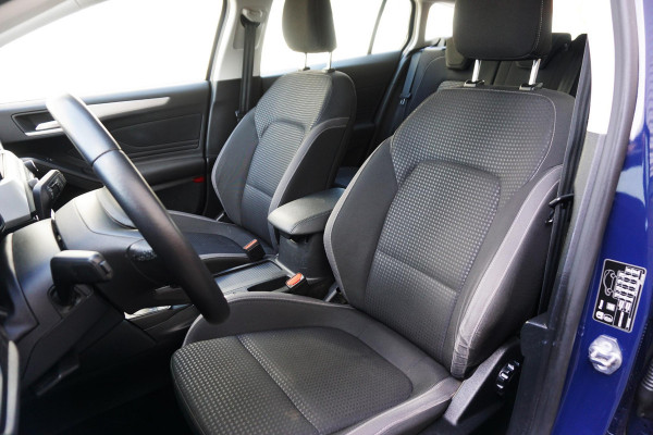 Ford FOCUS Wagon 1.0 EcoB.125PK Hybrid Business/Trekhaak/Camera/ 48.000km!!