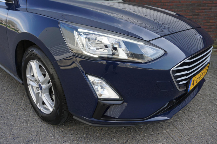 Ford FOCUS Wagon 1.0 EcoB.125PK Hybrid Business/Trekhaak/Camera/ 48.000km!!