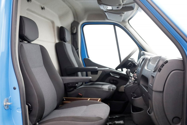Renault Master T35 2.3 dCi 130pk E6 L2H2 Airco/Inrichting/2x Schuifdeur 03-2019