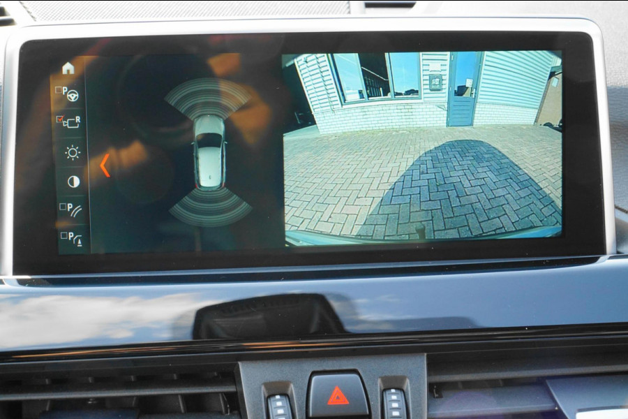 BMW X1 SDrive18d PANO LEDER HEAD-UP