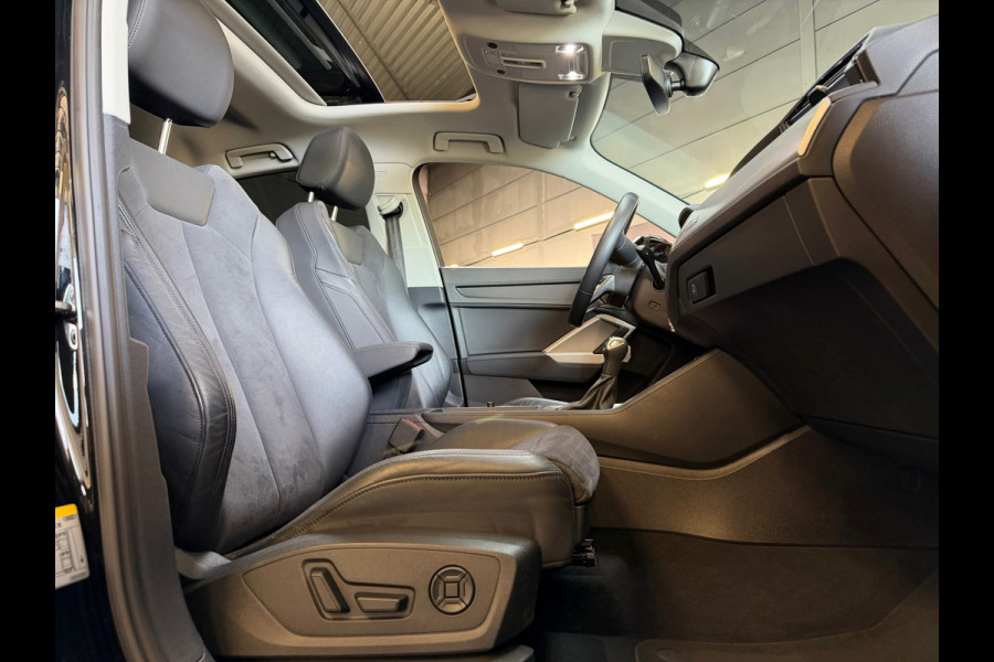 Audi Q3 Sportback 35 TFSI S-LINE|PANO|VIRTUAL|KEYLESS|GARANTIE 2028|CARPLAY|SFEERVERLICHTING|TREKHAAK|DEALER ONDERHOUDEN|VOL!