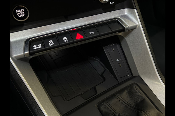 Audi Q3 Sportback 35 TFSI S-LINE|PANO|VIRTUAL|KEYLESS|GARANTIE 2028|CARPLAY|SFEERVERLICHTING|TREKHAAK|DEALER ONDERHOUDEN|VOL!