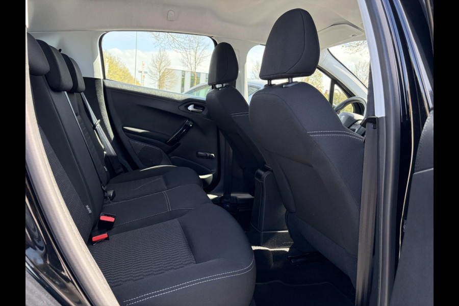 Peugeot 208 1.2 PureTech Active 2e Eigenaar,Navi,Dealer Onderhouden,Airco,Cruise,Carplay,5 Deurs,Net beurt gehad,N.A.P,Apk tot 04-2027