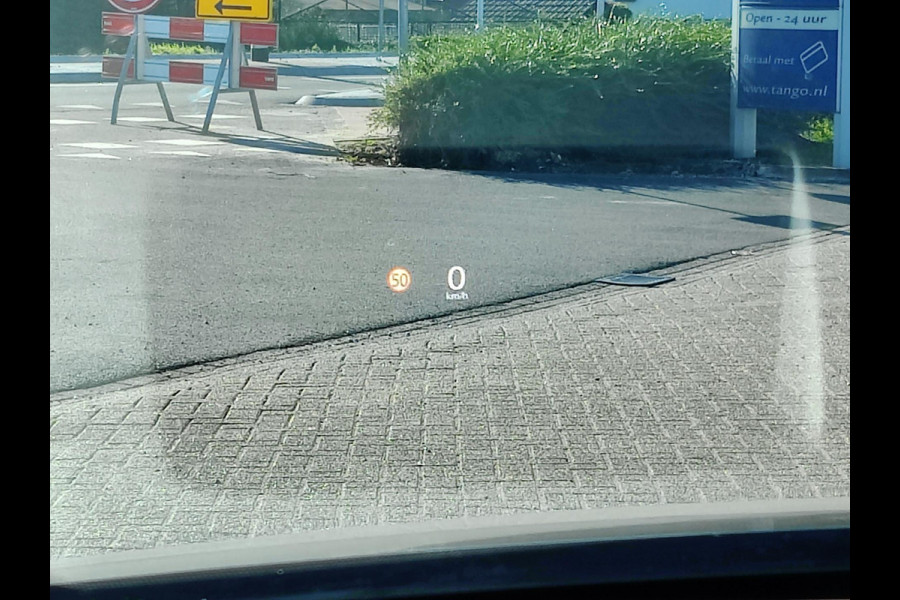 Mazda CX-30 2.0 SkyActiv-X Comfort Automaat | LEDER | AFNEEMBARE TREKHAAK | 360 CAMERA | DEALER ONDERHOUDEN | BOSE |