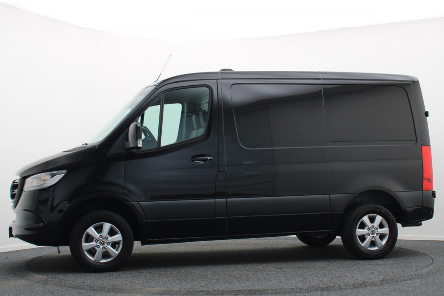 Mercedes-Benz Sprinter 315 CDI Automaat L1H1 Camera, Leer, Airco, Trekhaak, Apple CarPlay, 16”