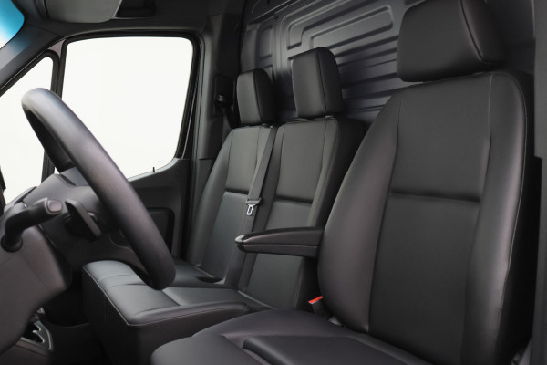 Mercedes-Benz Sprinter 315 CDI Automaat L1H1 Camera, Leer, Airco, Trekhaak, Apple CarPlay, 16”