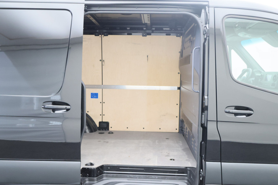 Mercedes-Benz Sprinter 315 CDI Automaat L1H1 Camera, Leer, Airco, Trekhaak, Apple CarPlay, 16”