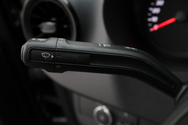 Mercedes-Benz Sprinter 315 CDI Automaat L1H1 Camera, Leer, Airco, Trekhaak, Apple CarPlay, 16”