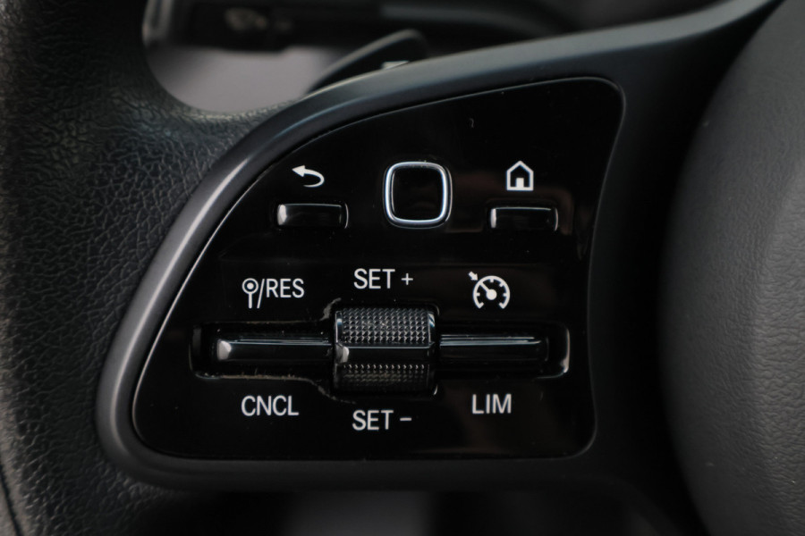 Mercedes-Benz Sprinter 315 CDI Automaat L1H1 Camera, Leer, Airco, Trekhaak, Apple CarPlay, 16”