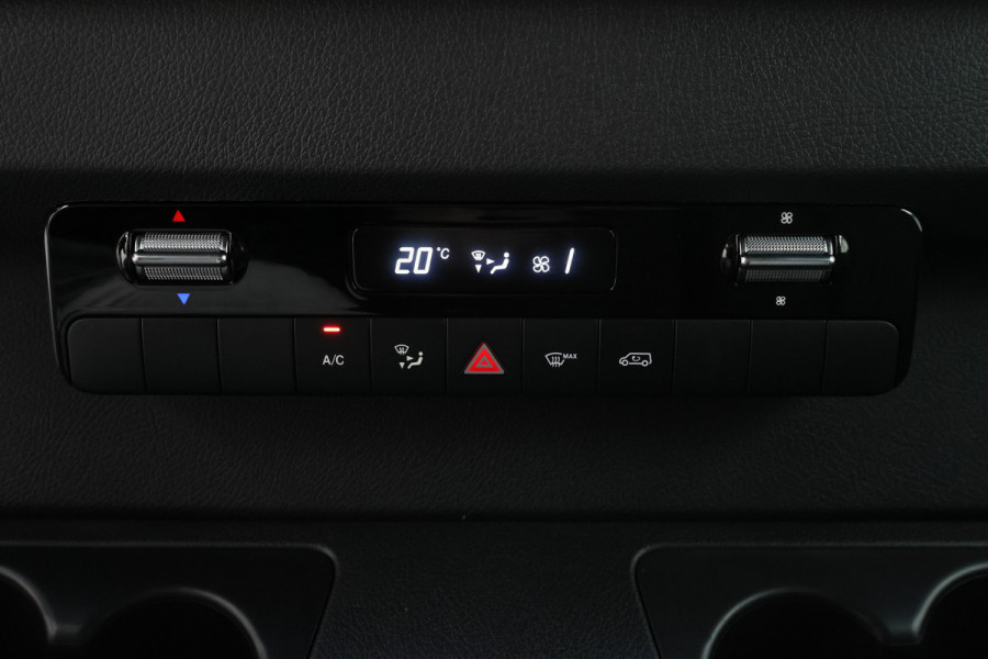 Mercedes-Benz Sprinter 315 CDI Automaat L1H1 Camera, Leer, Airco, Trekhaak, Apple CarPlay, 16”