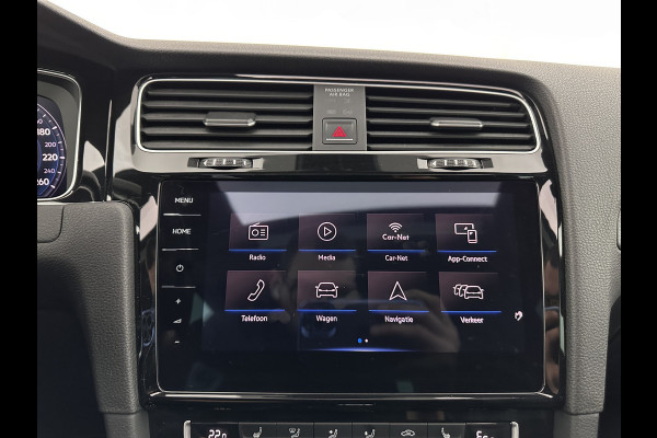 Volkswagen Golf 1.4 TSI PHEV GTE (Plug-in) (INCL-BTW) Aut. *PANO | ADAPTIVE-CRUISE | FULL-LED | DIGI-COCKPIT | BLINDSPOT | HEATED-SPORTSEATS | KEYLESS | NAVI-FULLMAP | AMBIENTLIGHT | SHIFTPADDLES | PRIVACY-GLASS | ECC | PDC | 18''ALU*