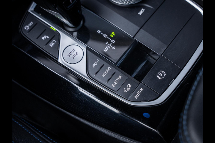 BMW X3 xDrive30e High Executive M-Sport l Brooklyn l Pano l HUD l H/K l ACC