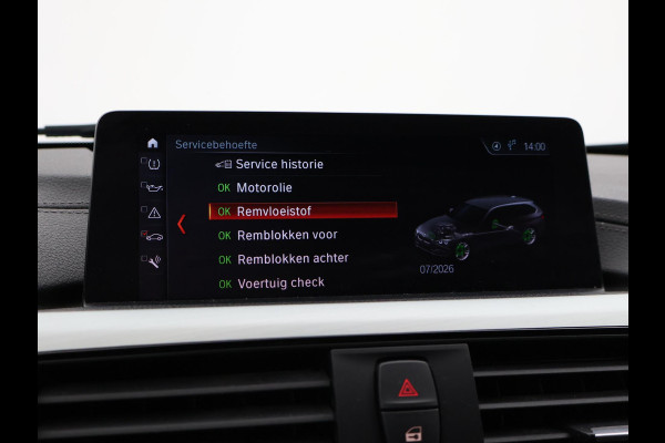 BMW 3 Serie Touring 318i M-SPORT + AFN. TREKHAAK | LEDER SPORTINT. | DIGITALE COCKPIT | STOELVERWARMING