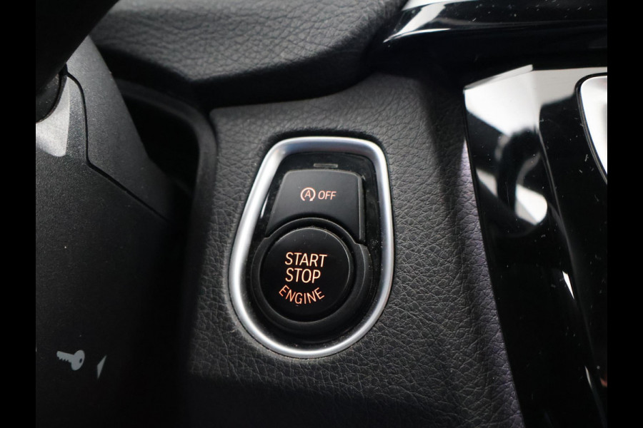 BMW 3 Serie Touring 318i M-SPORT + AFN. TREKHAAK | LEDER SPORTINT. | DIGITALE COCKPIT | STOELVERWARMING