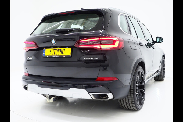 BMW X5 xDrive45e High Executive | Panoramadak | Leder | Trekhaak | Luchtvering | HUD | Camera | Sfeerlicht | Carplay