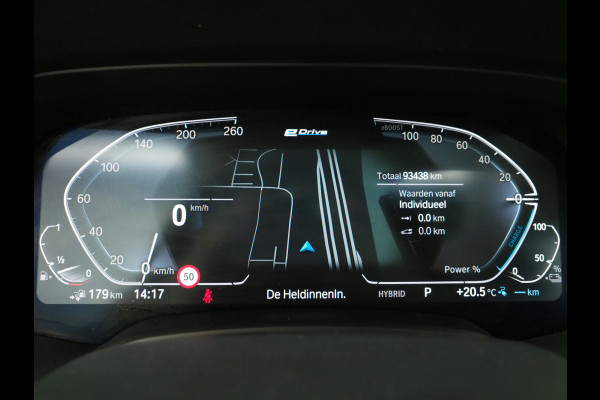 BMW X5 xDrive45e High Executive | Panoramadak | Leder | Trekhaak | Luchtvering | HUD | Camera | Sfeerlicht | Carplay