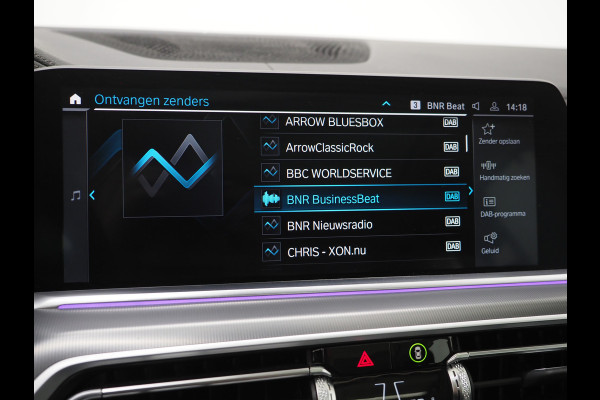 BMW X5 xDrive45e High Executive | Panoramadak | Leder | Trekhaak | Luchtvering | HUD | Camera | Sfeerlicht | Carplay