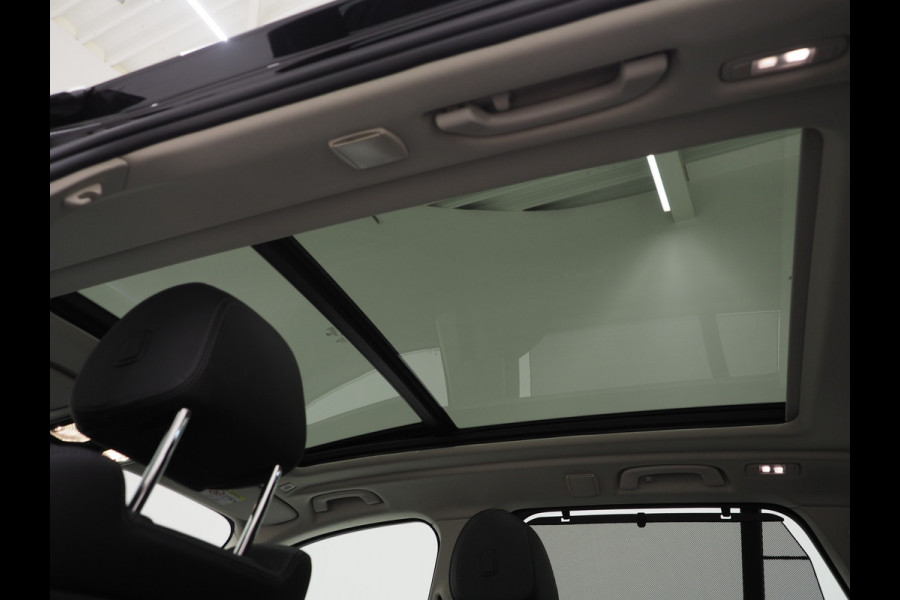 BMW X5 xDrive45e High Executive | Panoramadak | Leder | Trekhaak | Luchtvering | HUD | Camera | Sfeerlicht | Carplay