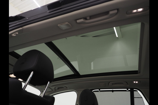 BMW X5 xDrive45e High Executive | Panoramadak | Leder | Trekhaak | Luchtvering | HUD | Camera | Sfeerlicht | Carplay