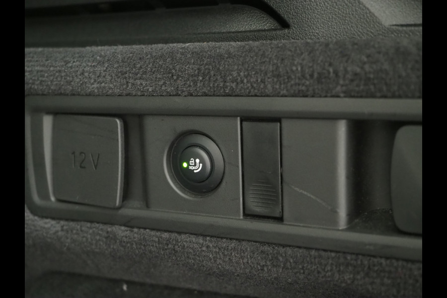 BMW X5 xDrive45e High Executive | Panoramadak | Leder | Trekhaak | Luchtvering | HUD | Camera | Sfeerlicht | Carplay