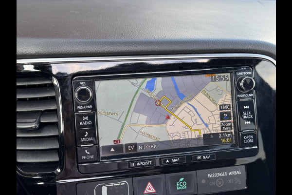 Mitsubishi Outlander 2.0 PHEV S-Edition PANODAK | LEDER | TREKHAAK