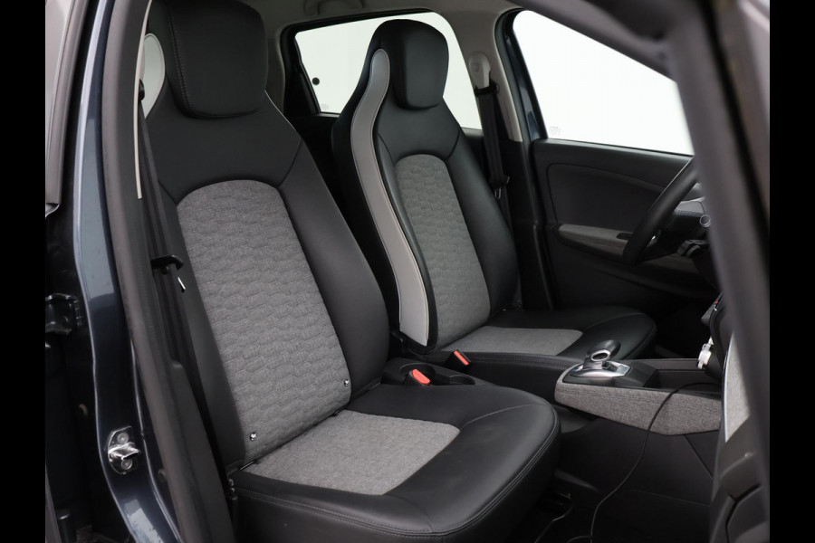 Renault ZOE R135 INTENS 52 kWh ACCU EIGENDOM + APPLE CARPLAY | LED | CAMERA