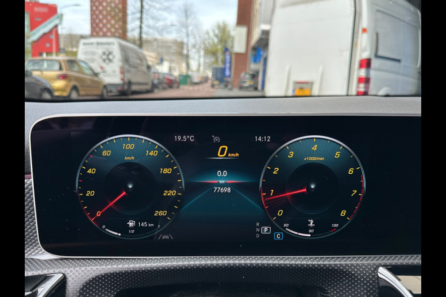 Mercedes-Benz A-Klasse 180 Business Leer Navi Carplay Sfeerverlichting