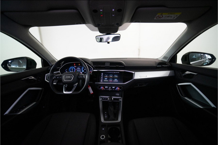 Audi Q3 Sportback 45 TFSI e Business Edition 245PK | Chronos | Carplay | Dodehoek | Stoelverw. | Garantie