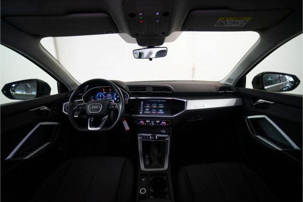 Audi Q3 Sportback 45 TFSI e Business Edition 245PK | Chronos | Carplay | Dodehoek | Stoelverw. | Garantie