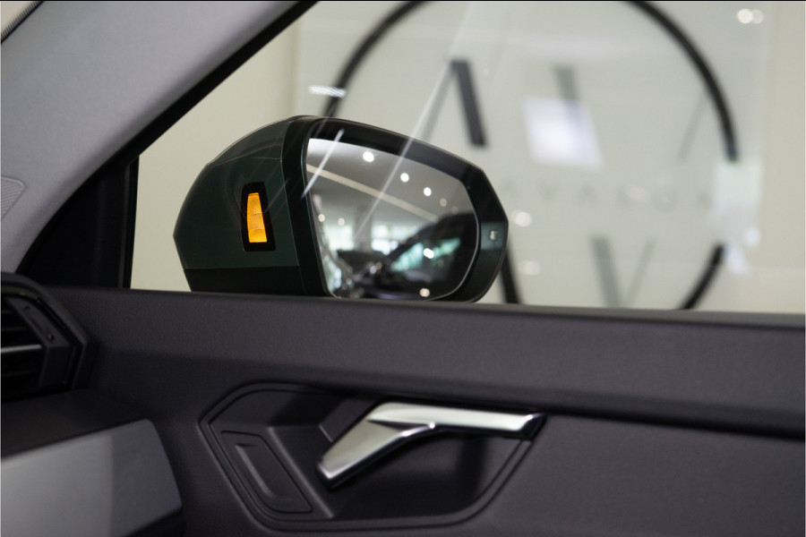 Audi Q3 Sportback 45 TFSI e Business Edition 245PK | Chronos | Carplay | Dodehoek | Stoelverw. | Garantie