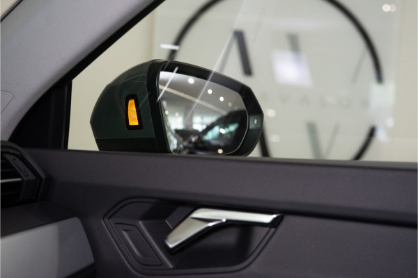 Audi Q3 Sportback 45 TFSI e Business Edition 245PK | Chronos | Carplay | Dodehoek | Stoelverw. | Garantie