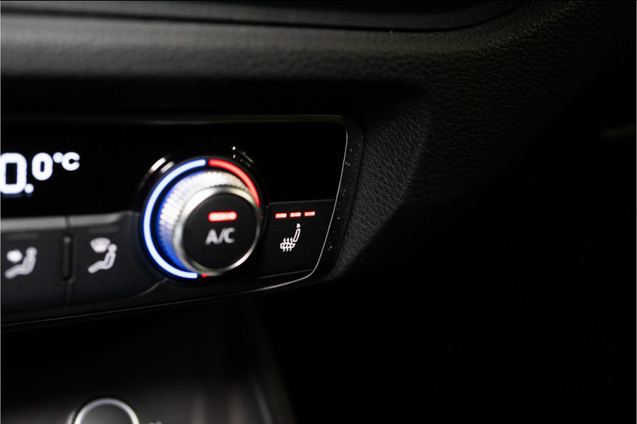 Audi Q3 Sportback 45 TFSI e Business Edition 245PK | Chronos | Carplay | Dodehoek | Stoelverw. | Garantie