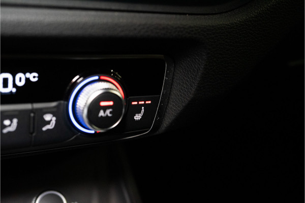 Audi Q3 Sportback 45 TFSI e Business Edition 245PK | Chronos | Carplay | Dodehoek | Stoelverw. | Garantie