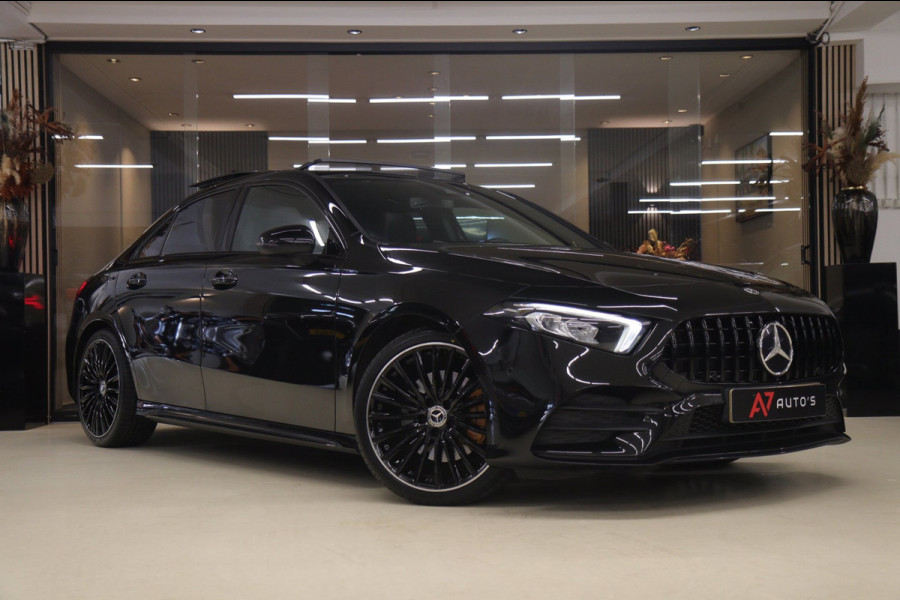 Mercedes-Benz A-Klasse 220 AMG-LINE Pano/Sfeer/Camera/Laneassist/Blindspot/VOL