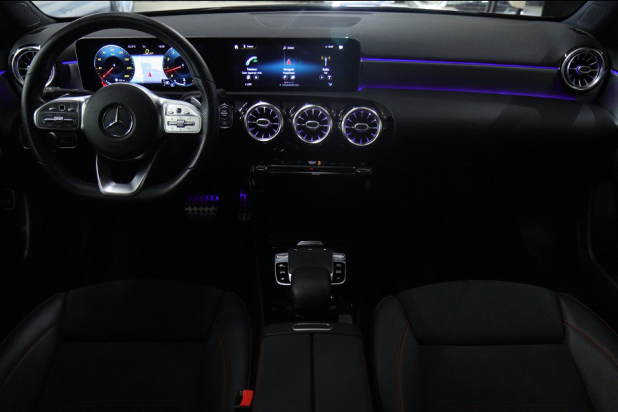 Mercedes-Benz A-Klasse 220 AMG-LINE Pano/Sfeer/Camera/Laneassist/Blindspot/VOL