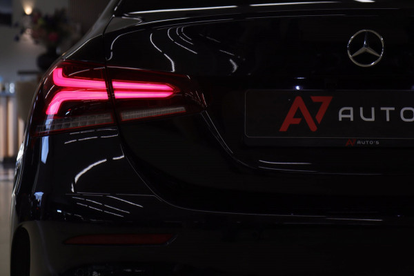 Mercedes-Benz A-Klasse 220 AMG-LINE Pano/Sfeer/Camera/Laneassist/Blindspot/VOL