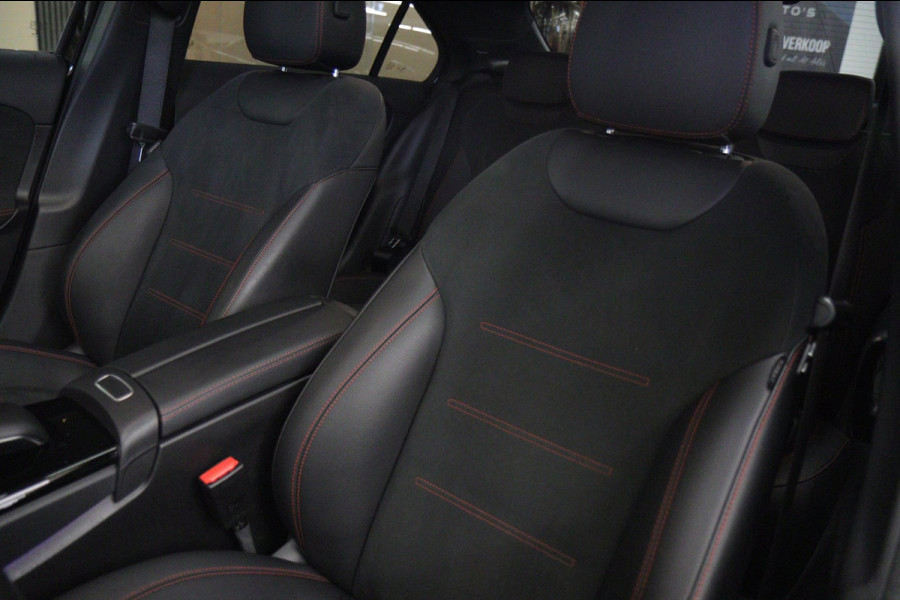 Mercedes-Benz A-Klasse 220 AMG-LINE Pano/Sfeer/Camera/Laneassist/Blindspot/VOL