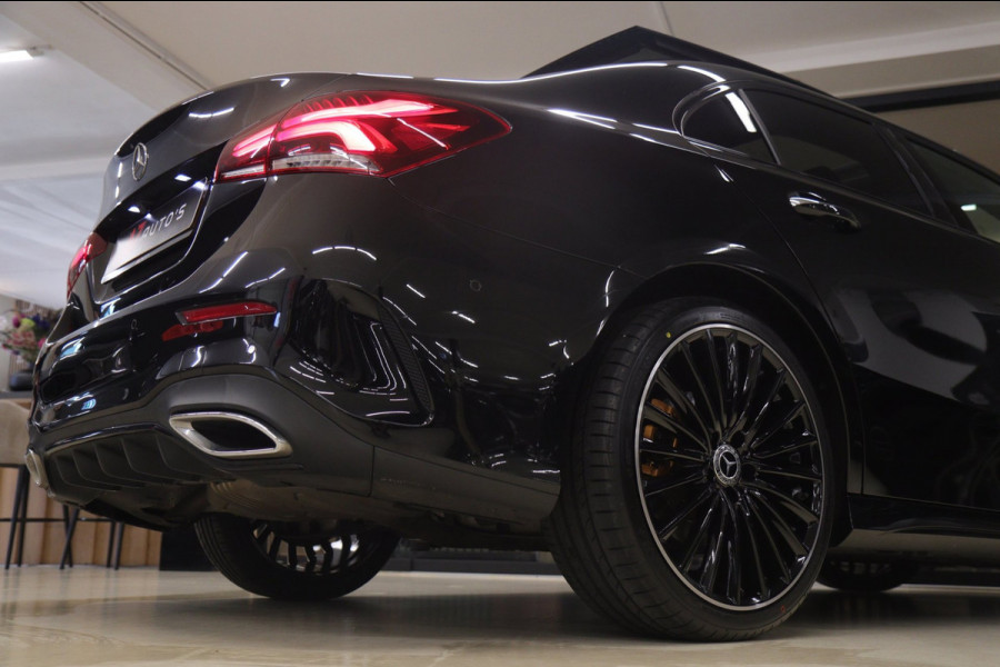 Mercedes-Benz A-Klasse 220 AMG-LINE Pano/Sfeer/Camera/Laneassist/Blindspot/VOL