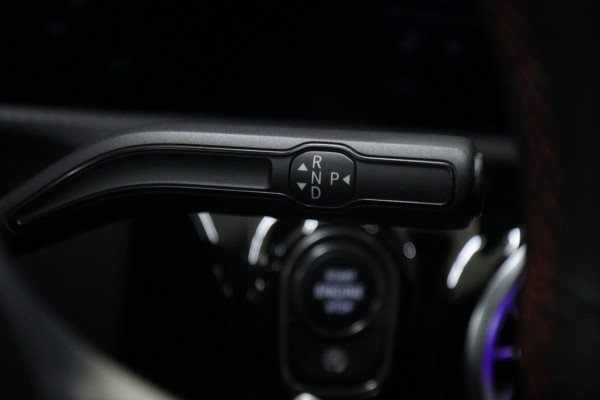 Mercedes-Benz A-Klasse 220 AMG-LINE Pano/Sfeer/Camera/Laneassist/Blindspot/VOL