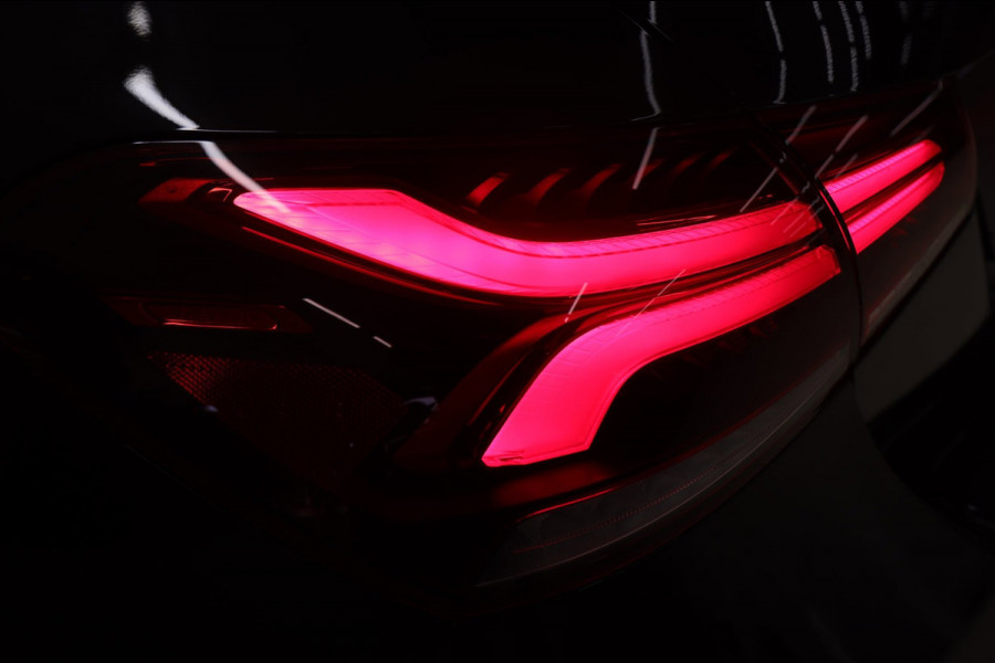 Mercedes-Benz A-Klasse 220 AMG-LINE Pano/Sfeer/Camera/Laneassist/Blindspot/VOL