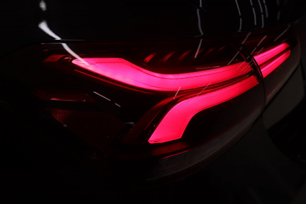 Mercedes-Benz A-Klasse 220 AMG-LINE Pano/Sfeer/Camera/Laneassist/Blindspot/VOL