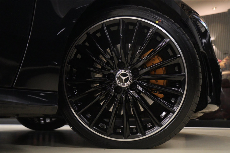 Mercedes-Benz A-Klasse 220 AMG-LINE Pano/Sfeer/Camera/Laneassist/Blindspot/VOL