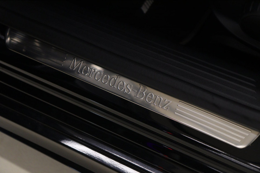 Mercedes-Benz A-Klasse 220 AMG-LINE Pano/Sfeer/Camera/Laneassist/Blindspot/VOL