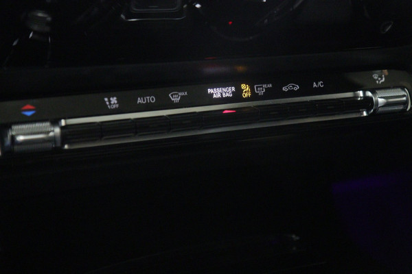 Mercedes-Benz A-Klasse 220 AMG-LINE Pano/Sfeer/Camera/Laneassist/Blindspot/VOL