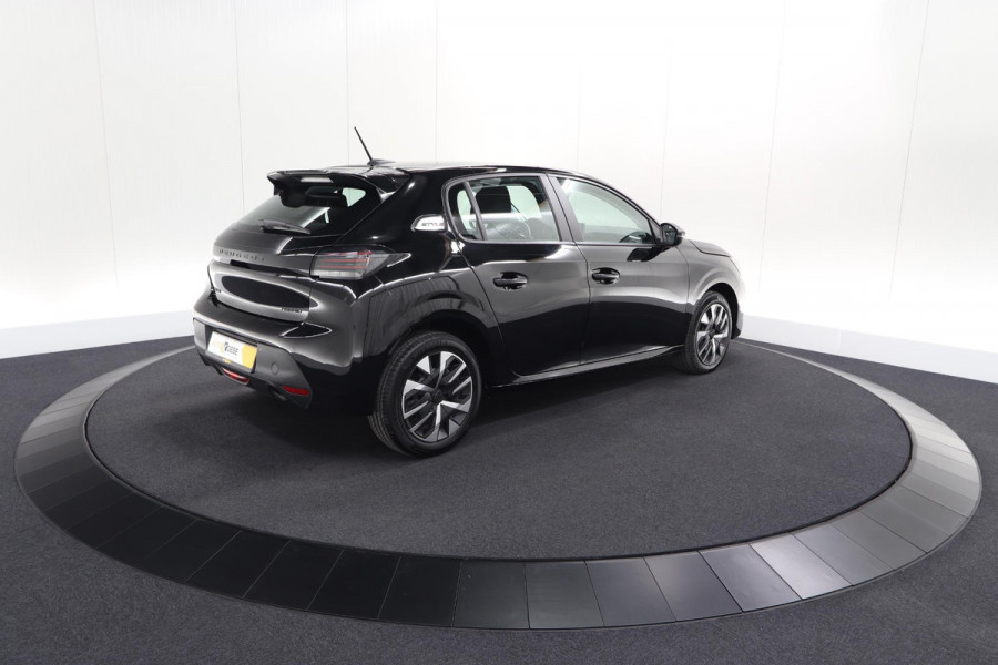 Peugeot 208 1.2 Hybrid 110 e-DCS6 Style | Parkeersensoren | Apple Carplay | Cruise Control | Airco