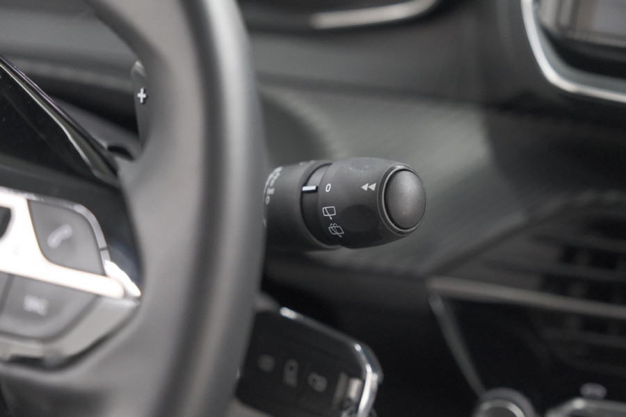 Peugeot 208 1.2 Hybrid 110 e-DCS6 Style | Parkeersensoren | Apple Carplay | Cruise Control | Airco