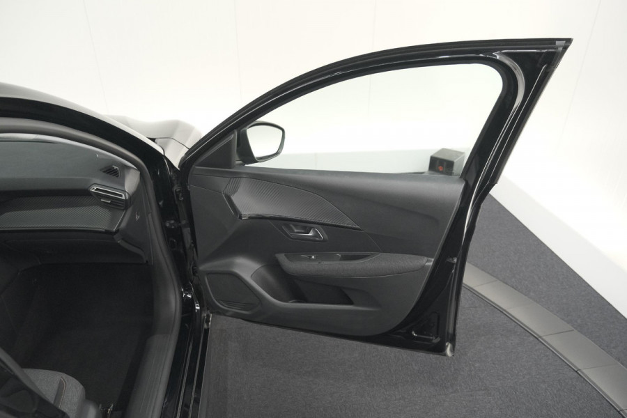 Peugeot 208 1.2 Hybrid 110 e-DCS6 Style | Parkeersensoren | Apple Carplay | Cruise Control | Airco