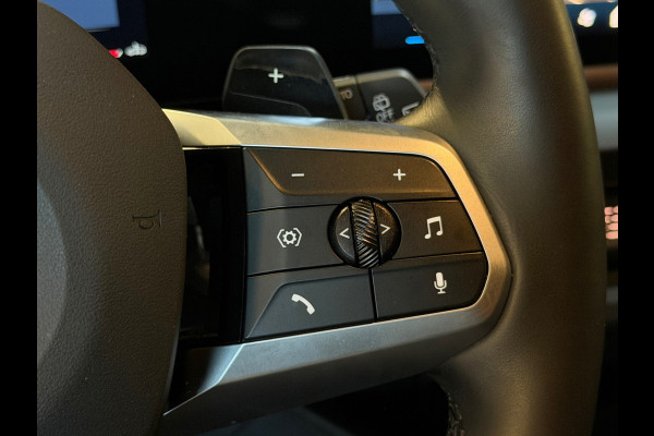 BMW 1-serie 120 M Sport Design Edition |FABRIEKSGARANTIE|DEALER ONDERHOUDEN|KEYLESS|CARPLAY|CAMERA|19INCH|SFEERVERLICHTING|